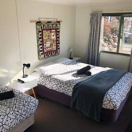Tailor Made Tekapo Accommodation - Hostel Лейк Текапо Екстериор снимка